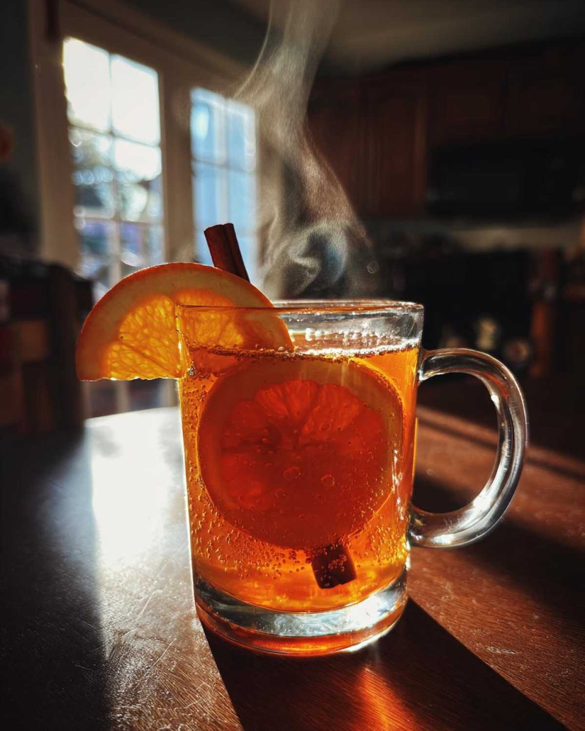 Mulled Slow Cooker Apple Cider (Warm Autumn Drink) - detail 1