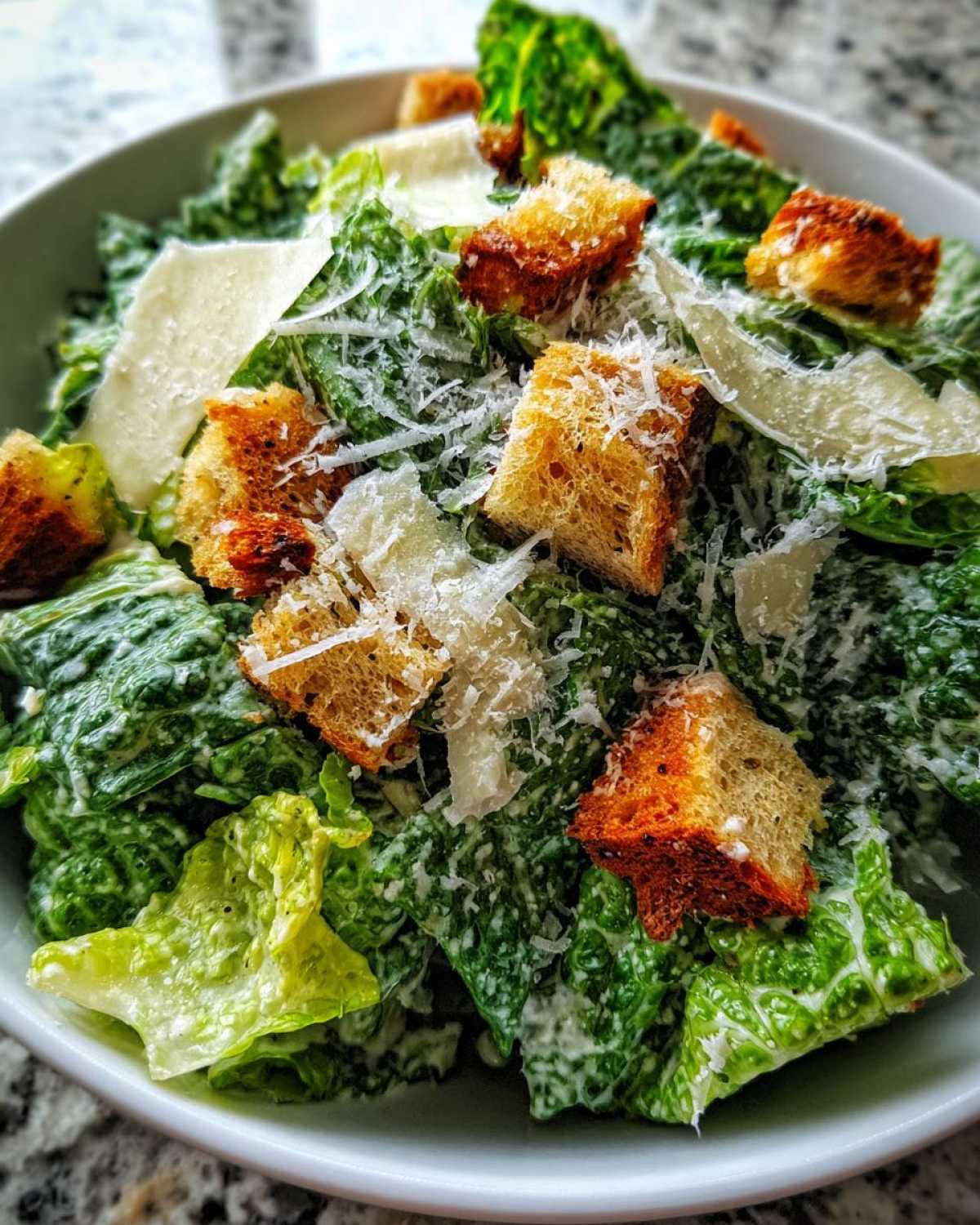 Classic Caesar Salad - detail 1