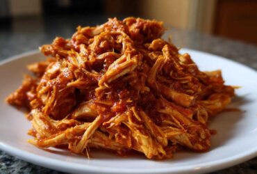 Easy Crock Pot Salsa Chicken
