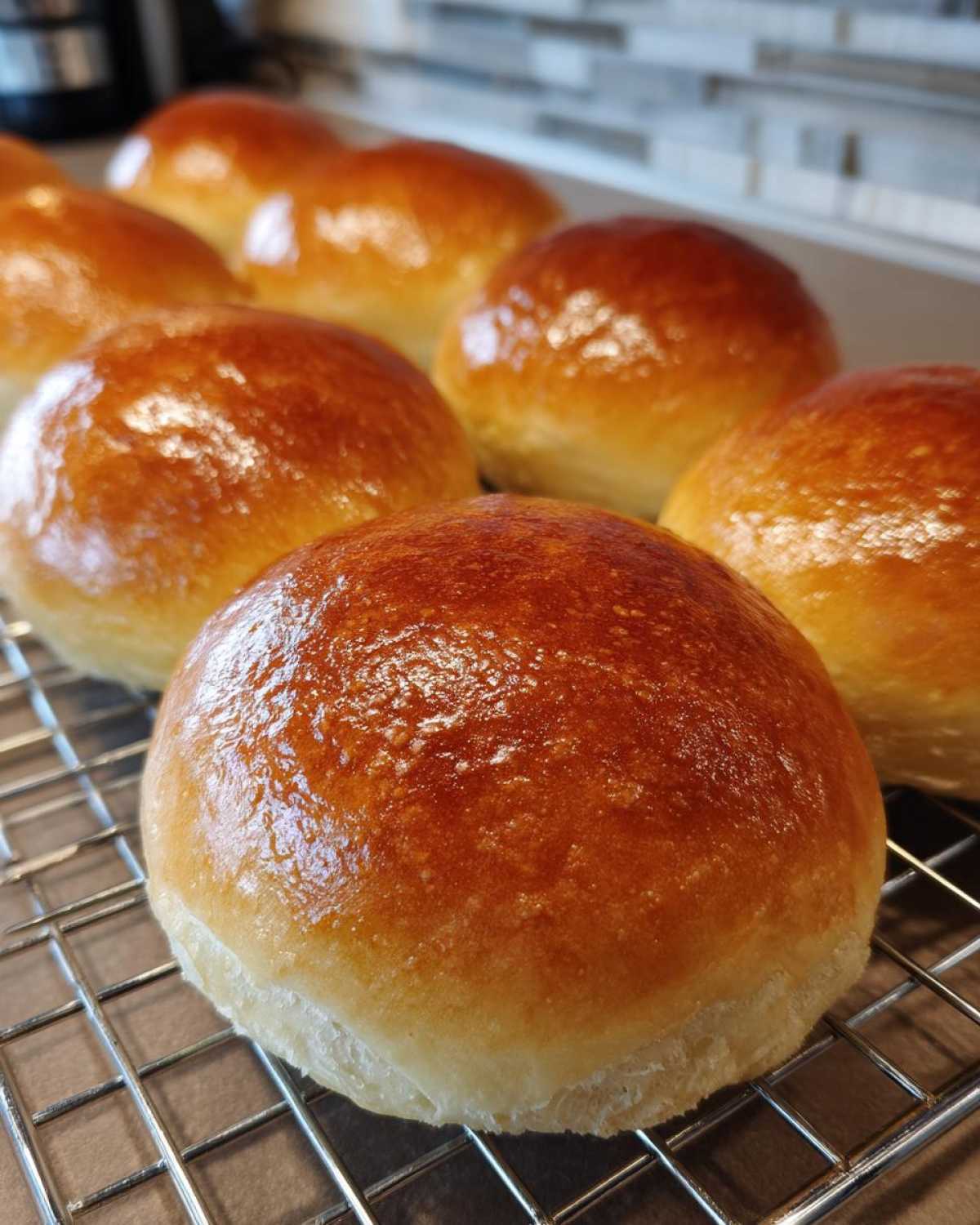 Hamburger Buns (Bread Machine) - detail 2