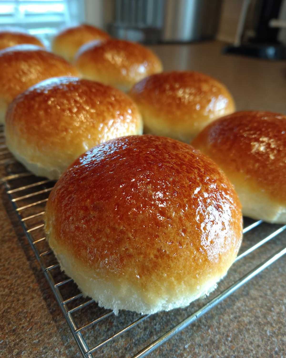 Hamburger Buns (Bread Machine) - detail 3