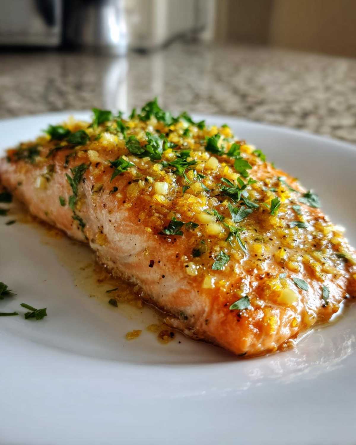 Lemon Garlic Baked Salmon - detail 3