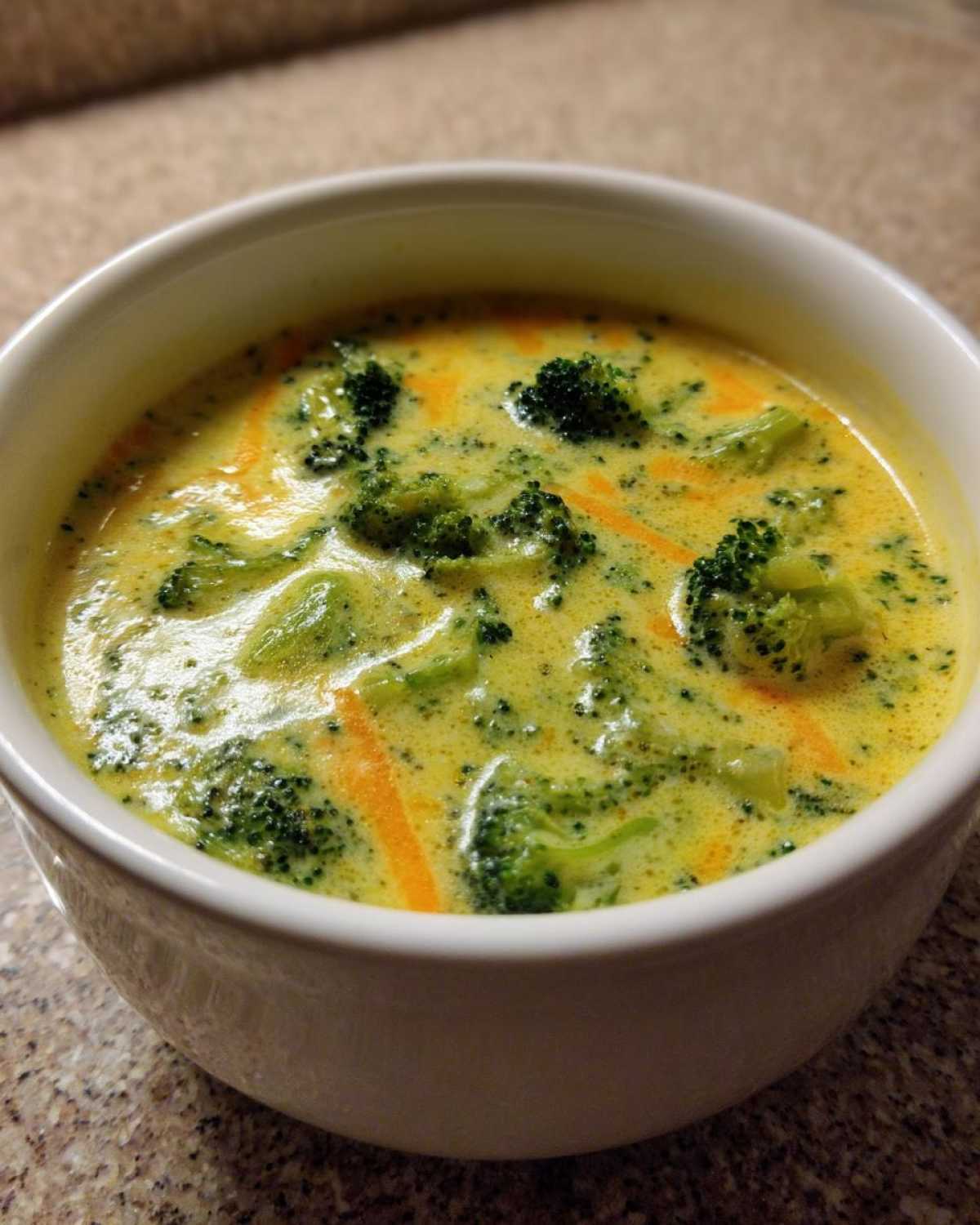 Slow-Cooker Broccoli Cheese Soup - detail 3