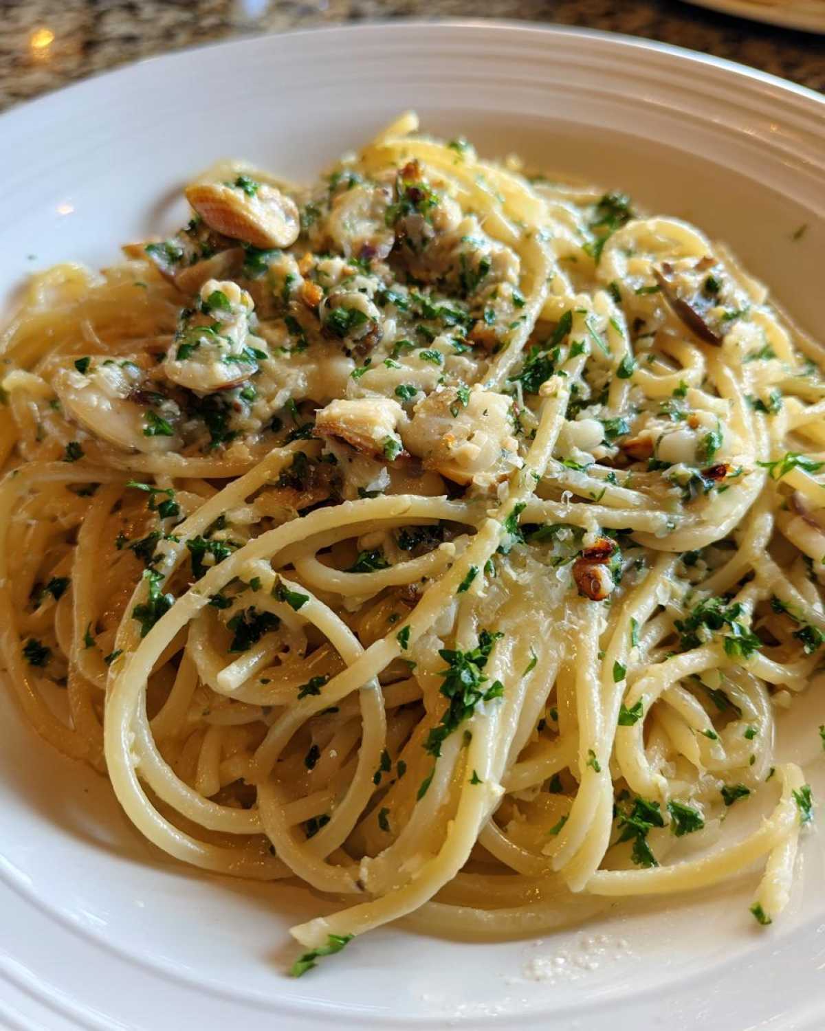 The Old Spaghetti Factory's Clam Sauce - detail 3