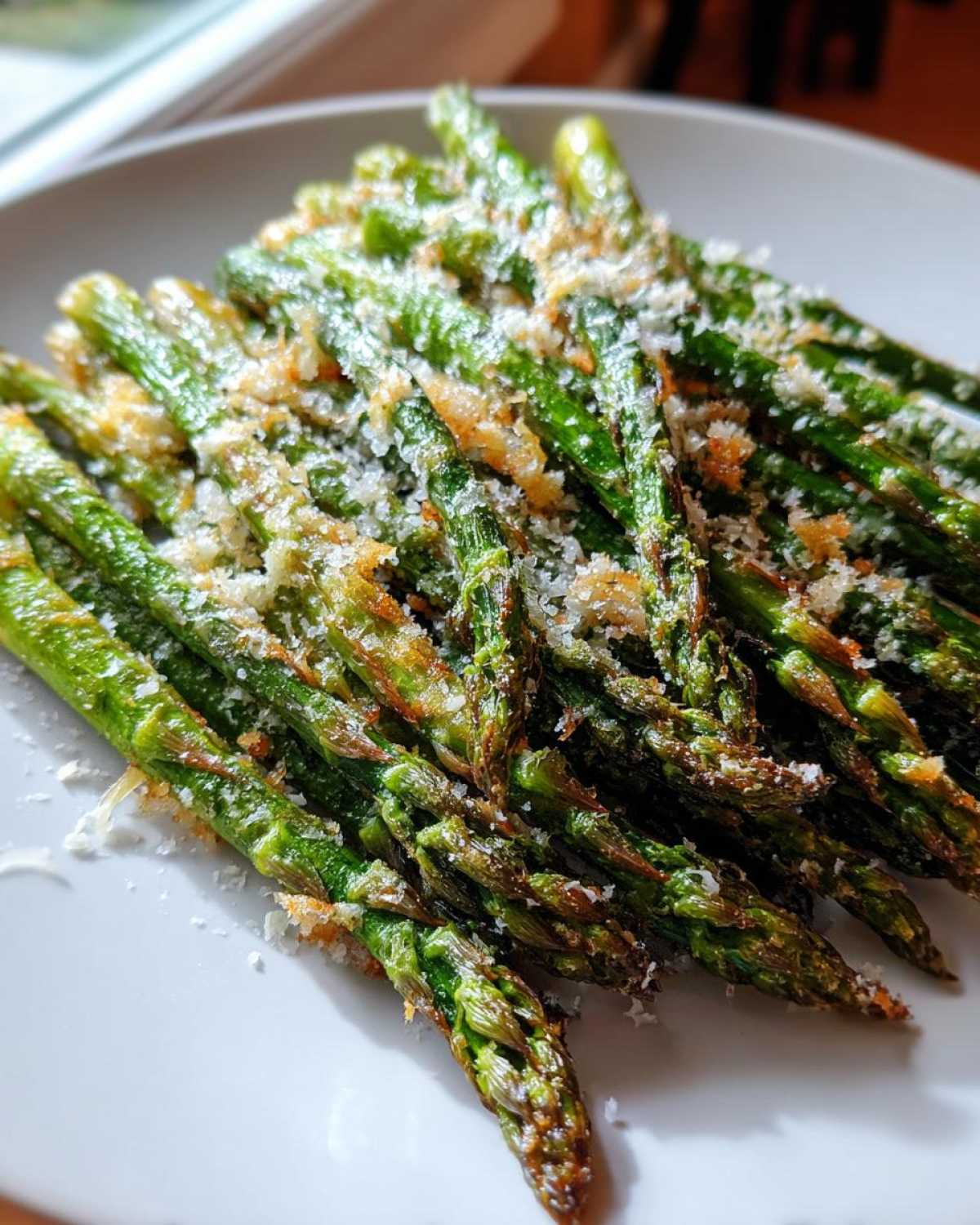 Air Fryer Parmesan Asparagus - detail 2