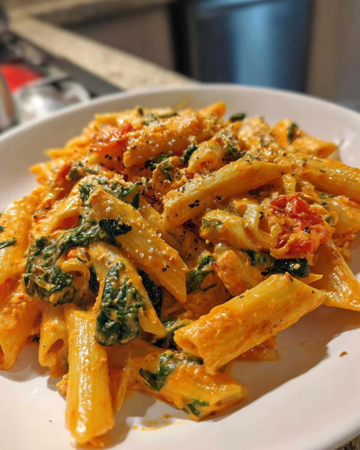 Baked Feta Pasta with Spinach - detail 2