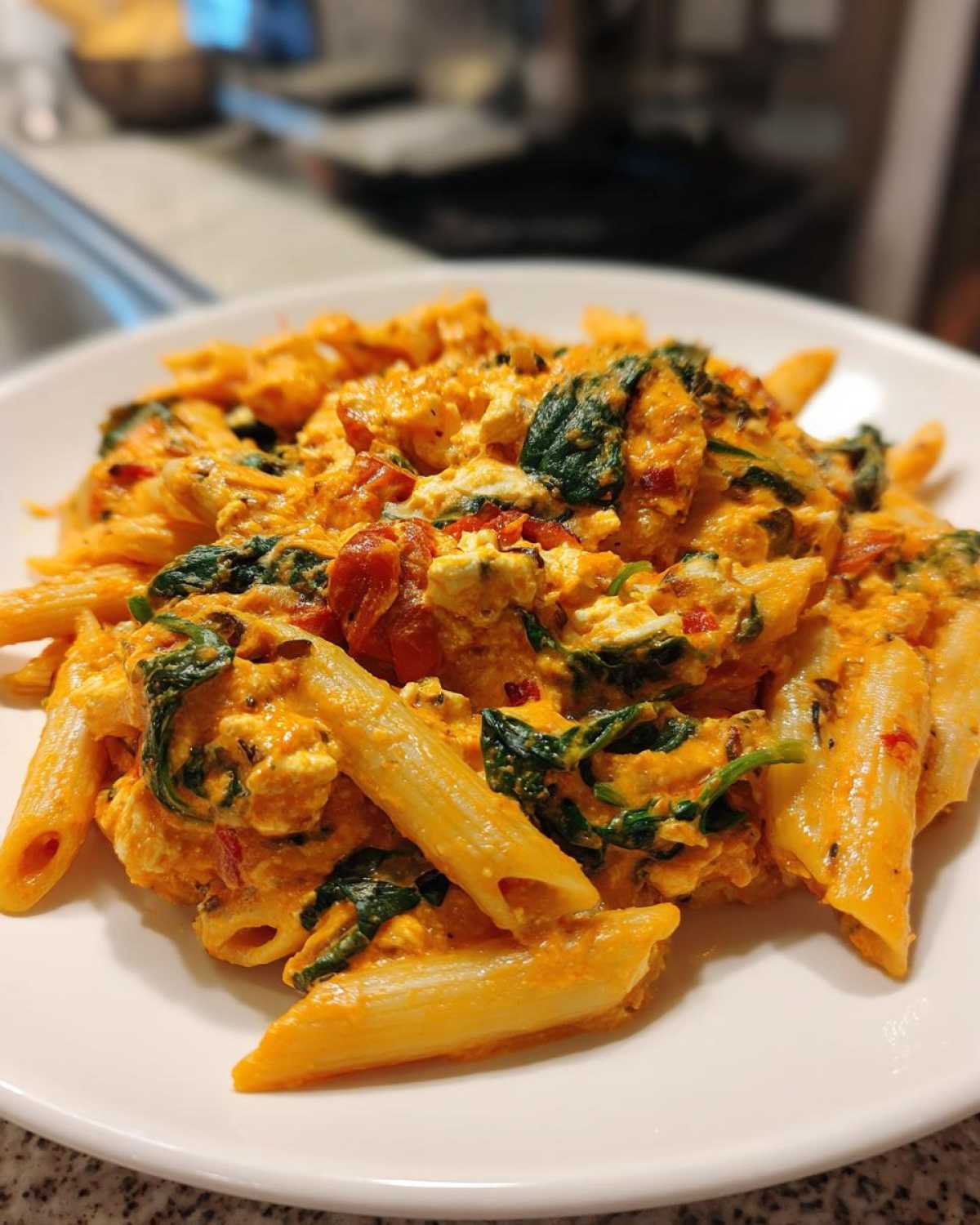 Baked Feta Pasta with Spinach - detail 3