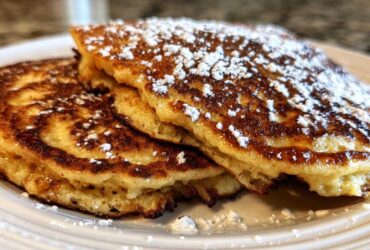 Banana Oat Blender Pancakes