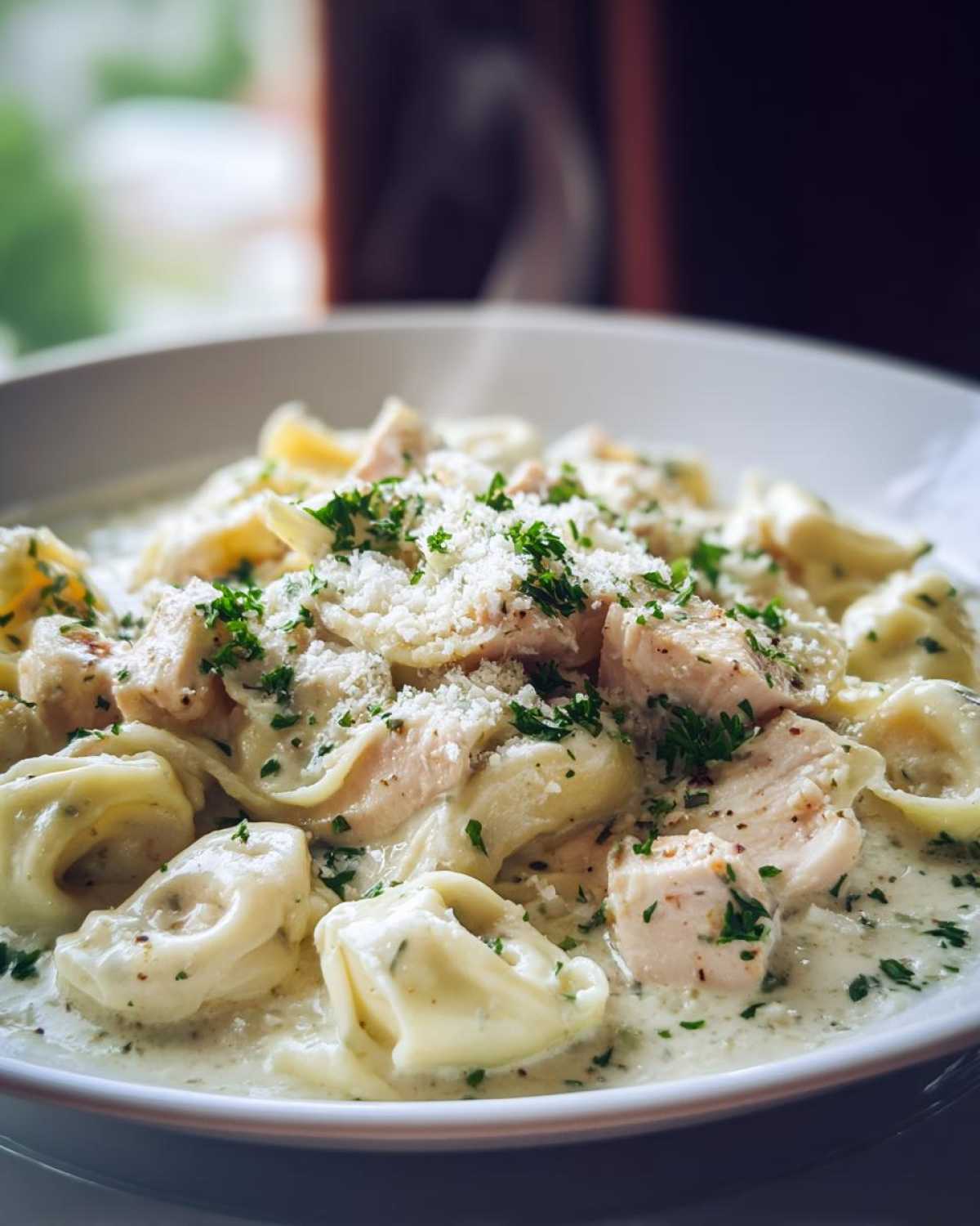Creamy Chicken Tortellini - detail 1