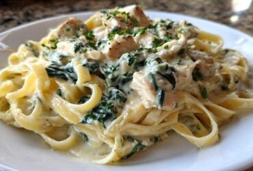 Creamy Spinach Chicken Pasta