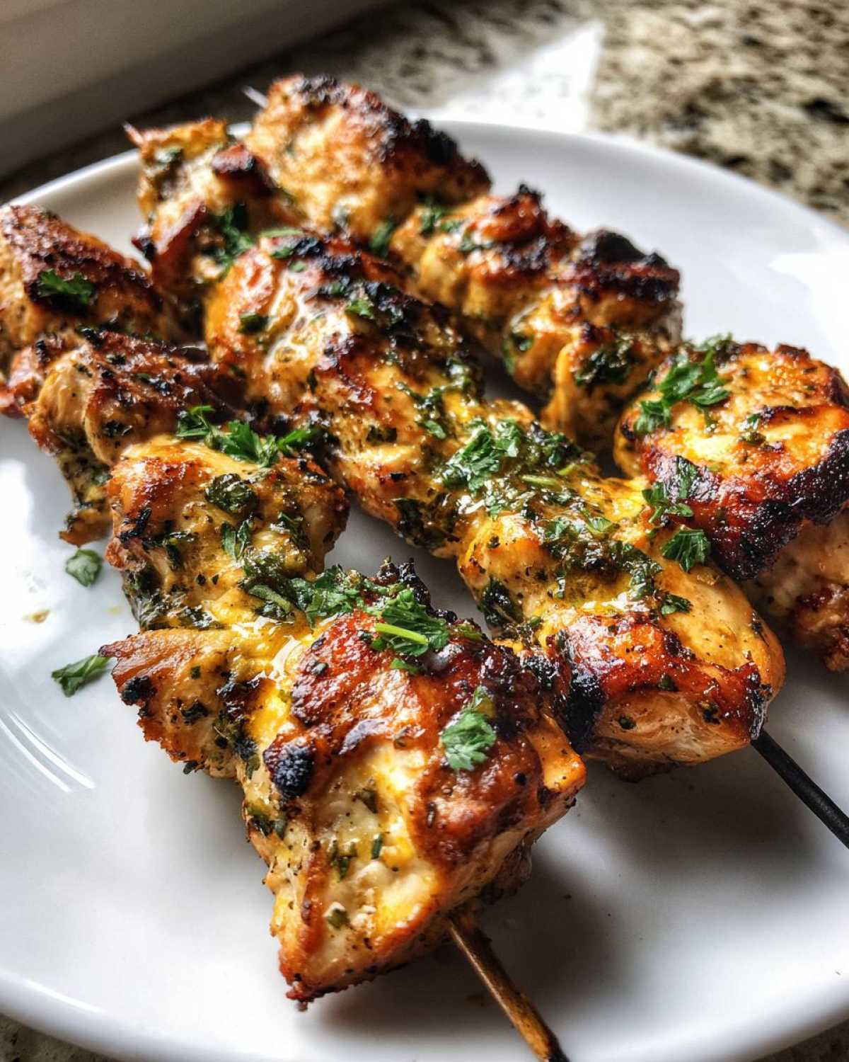 Garlic Butter Chicken Skewers - detail 1