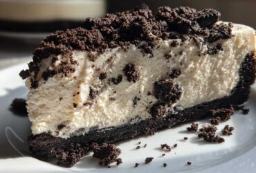 No Bake Oreo Cheesecake