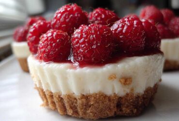 No Bake Raspberry Cheesecake Cups