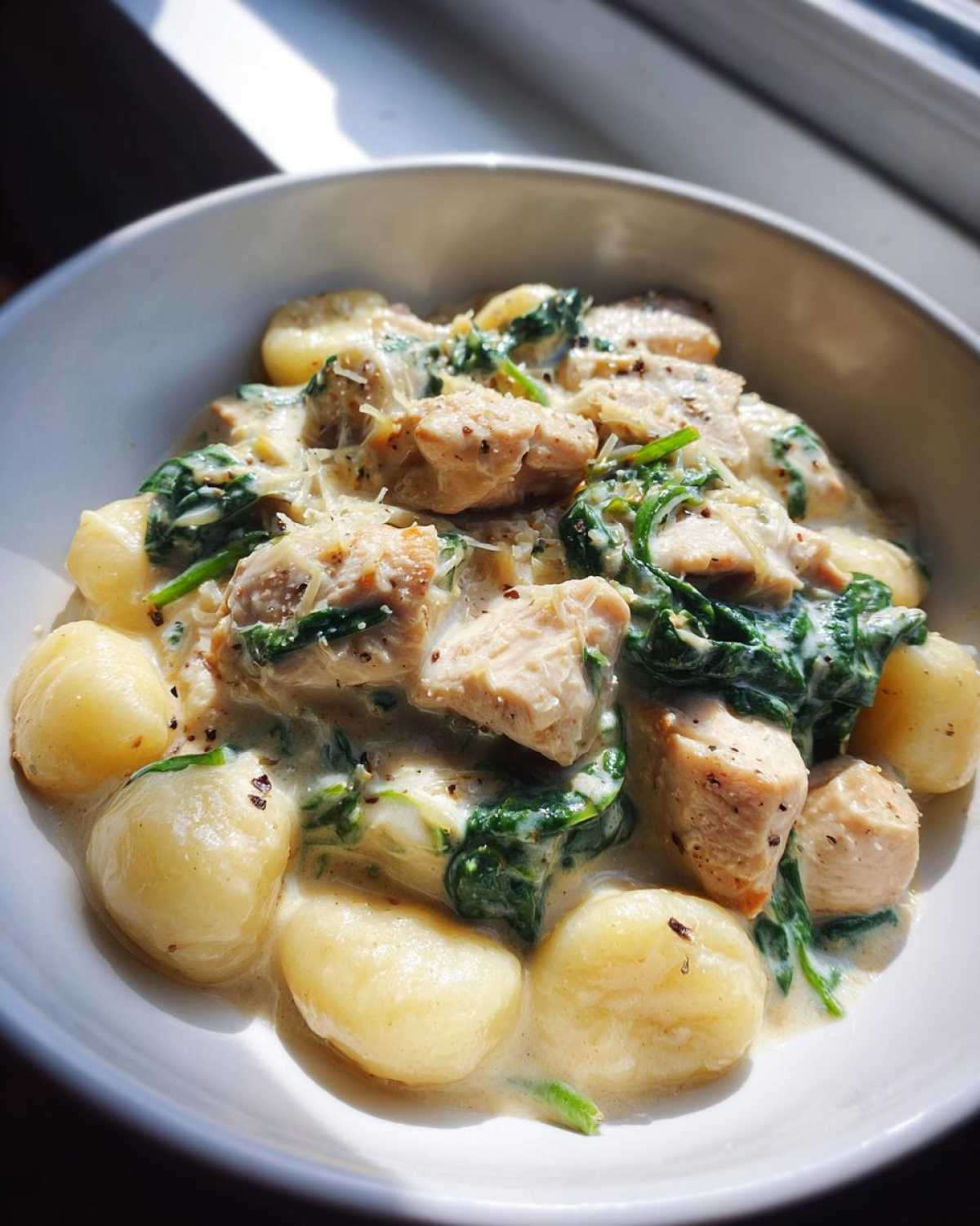 One Pot Creamy Spinach Chicken Gnocchi - detail 4