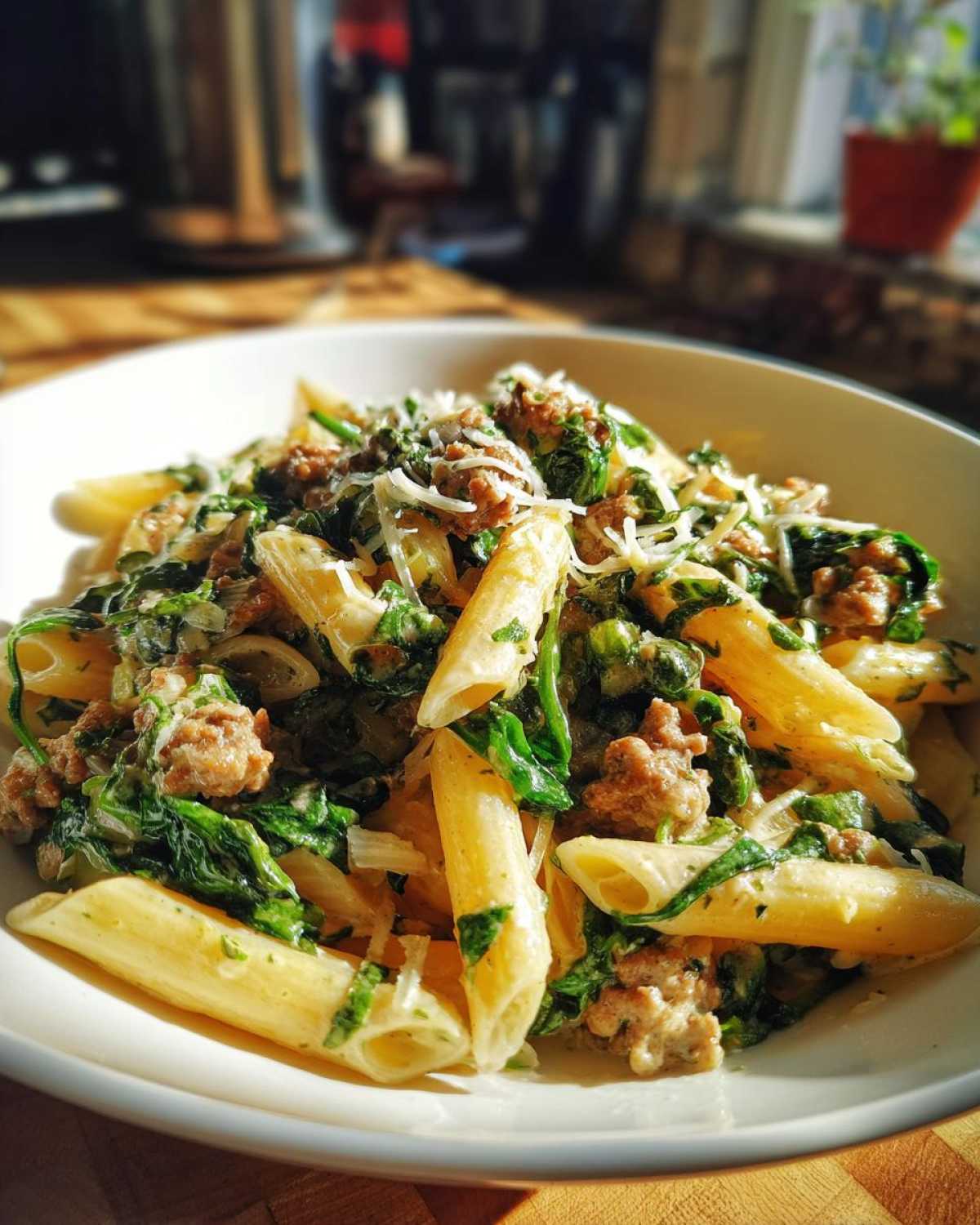 One Pot Creamy Spinach Sausage Pasta - detail 1