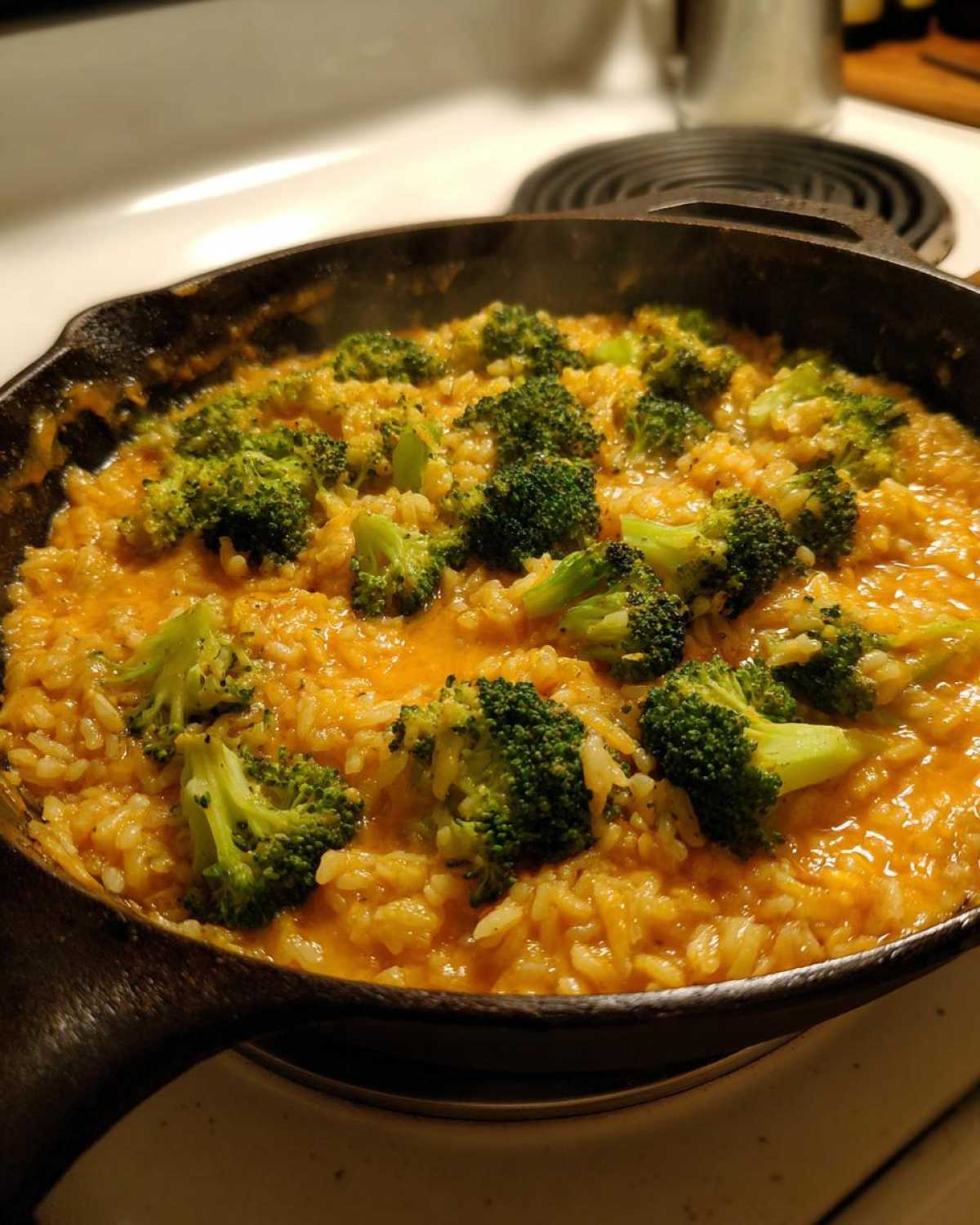 One Skillet Creamy Broccoli Cheddar Rice - detail 2