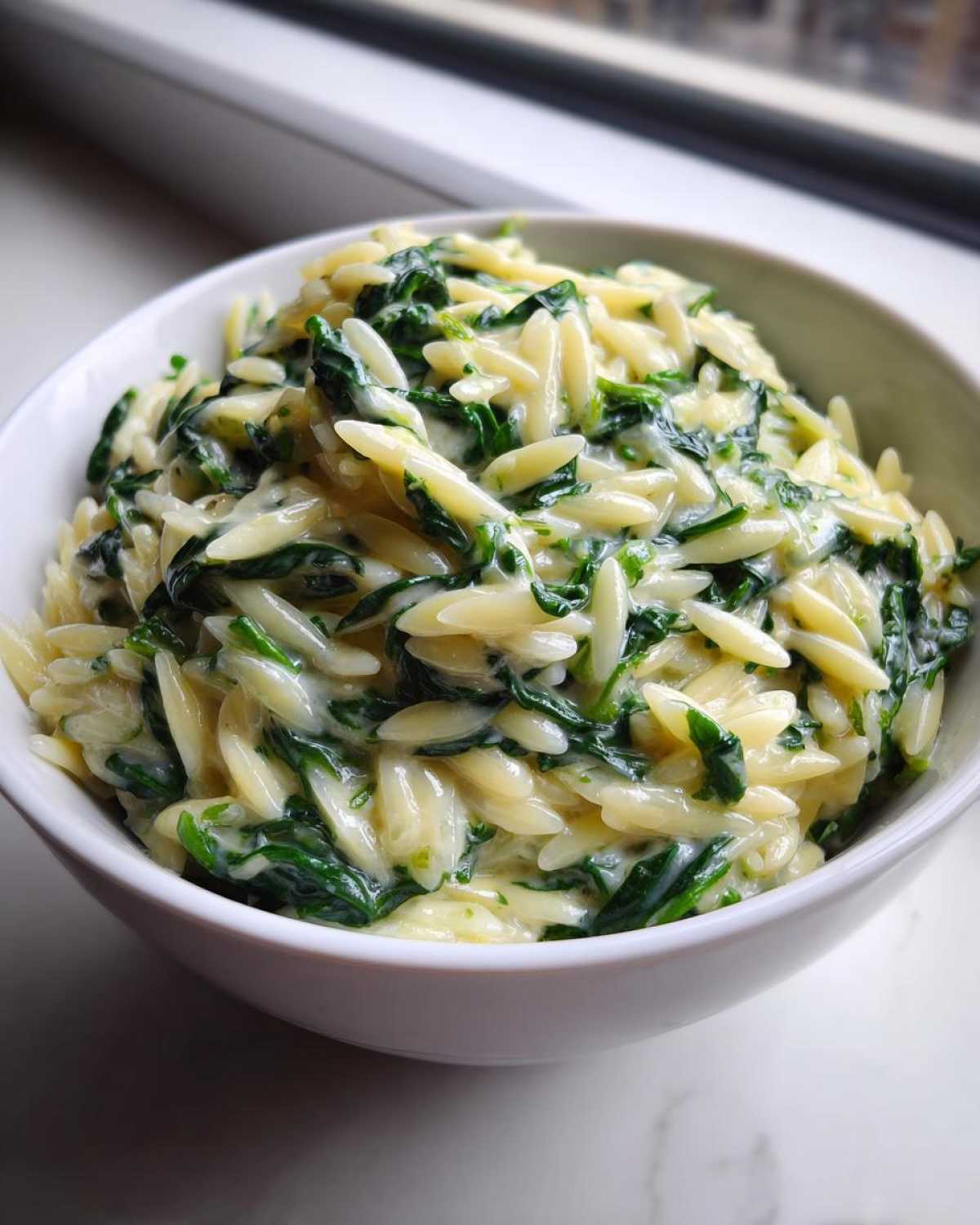 One Skillet Creamy Spinach Orzo - detail 2