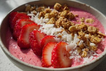 Protein Strawberry Smoothie Bowl