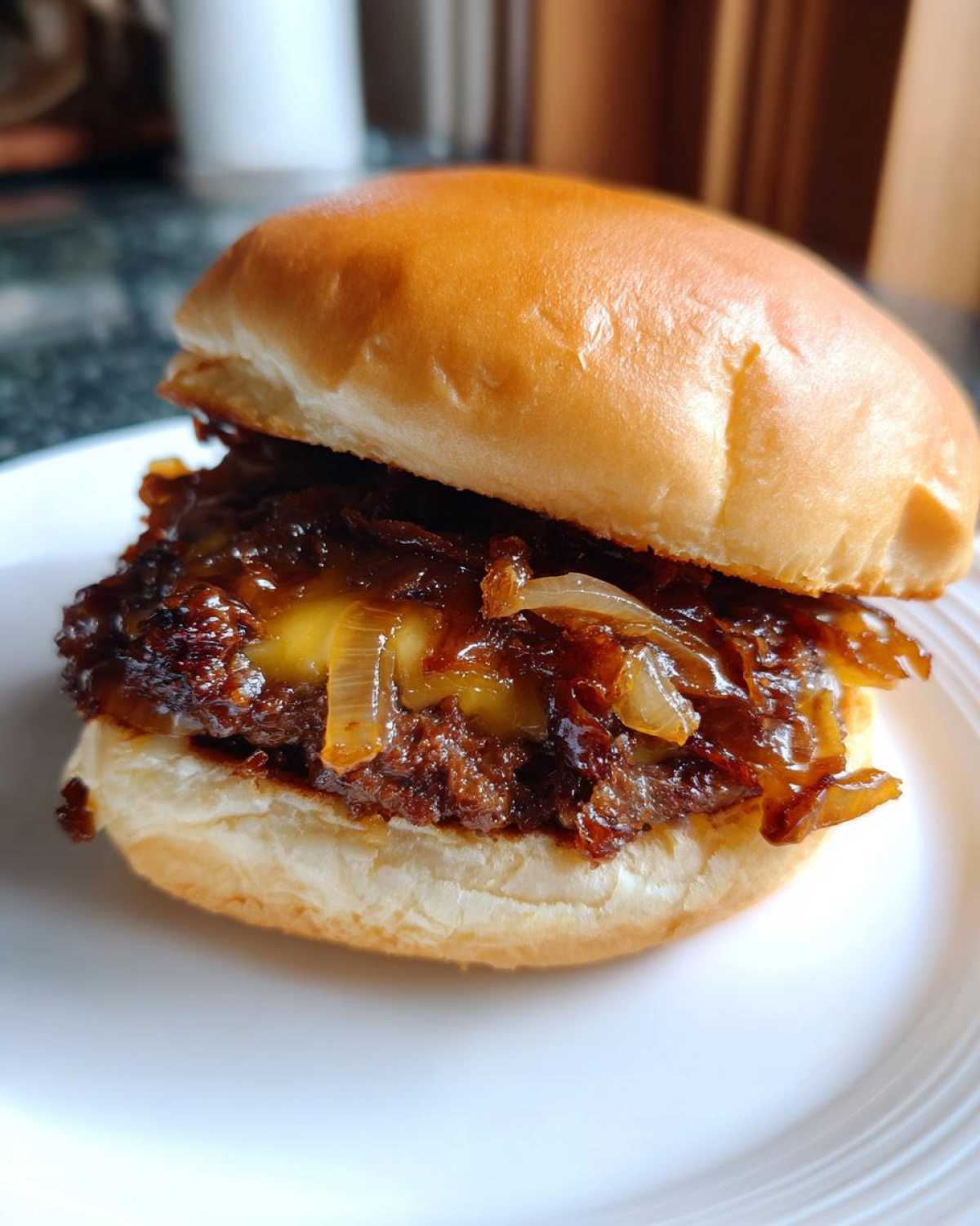 Viral Onion Smash Burgers - detail 3