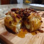 baked brie in puff pastry - Tasty
